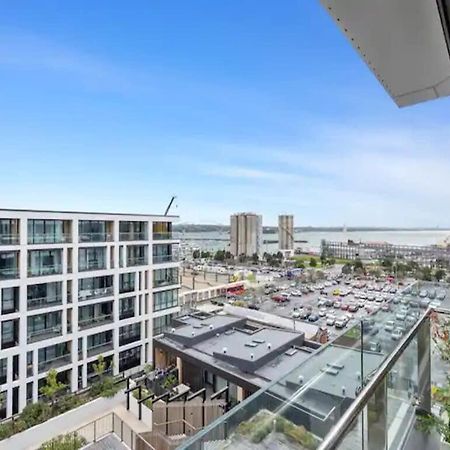 Sleek Modern Studio With Balcony Auckland Luaran gambar