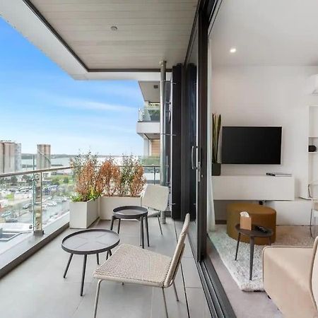 Sleek Modern Studio With Balcony Auckland Luaran gambar